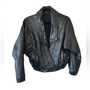 VTG 80’s Cropped Leather Jacket Black Oversized S/M Retro